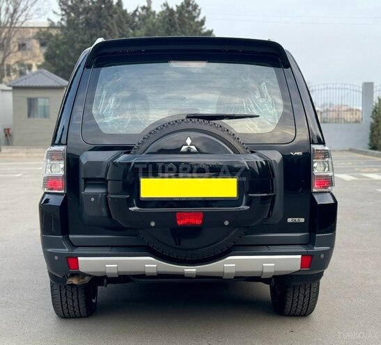 Mitsubishi Pajero 2008, 204,000 km - 3.0 l - Bakı