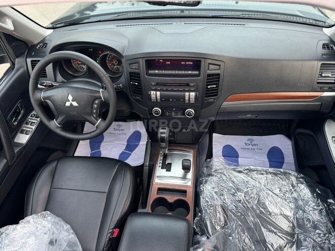 Mitsubishi Pajero 2008, 204,000 km - 3.0 l - Bakı
