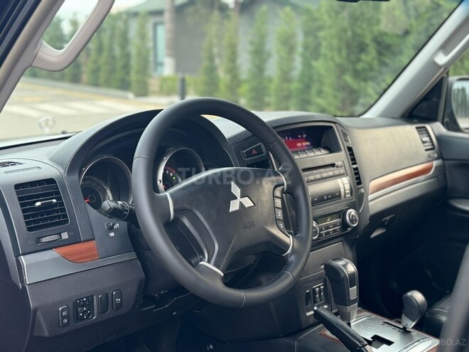 Mitsubishi Pajero 2008, 204,000 km - 3.0 l - Bakı