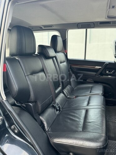 Mitsubishi Pajero 2008, 204,000 km - 3.0 l - Bakı