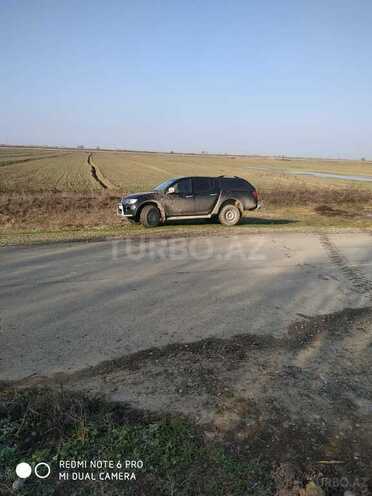 Mitsubishi L200 2009, 298,750 km - 2.5 л - Kürdəmir