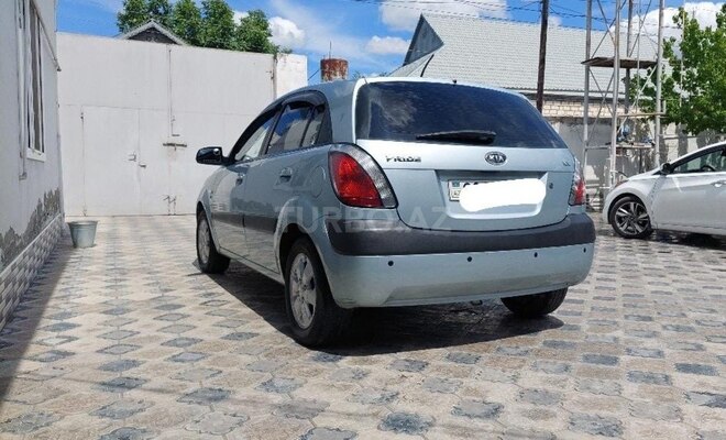 Kia Rio 2006, 280,000 km - 1.5 l - Ağcabədi