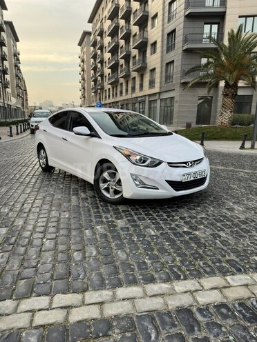 Hyundai Avante 2015, 135,000 km - 1.6 л - Bakı