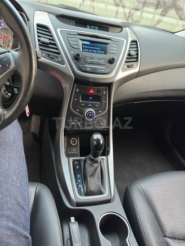 Hyundai Avante 2015, 135,000 km - 1.6 л - Bakı