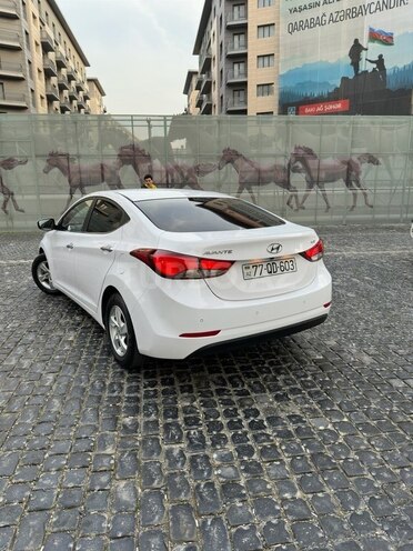 Hyundai Avante 2015, 135,000 km - 1.6 л - Bakı