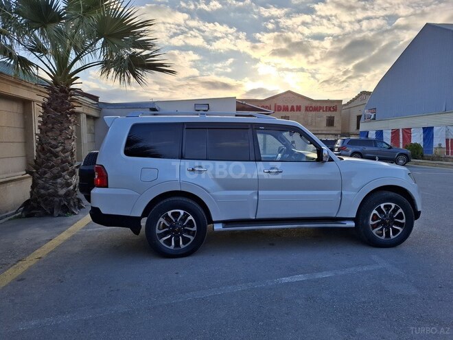 Mitsubishi Pajero 2007, 225,750 km - 3.8 l - Bakı