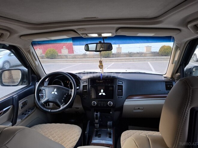 Mitsubishi Pajero 2007, 225,750 km - 3.8 l - Bakı
