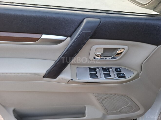 Mitsubishi Pajero 2007, 225,750 km - 3.8 l - Bakı