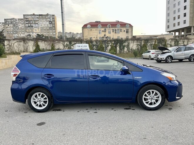Toyota Prius V 2014, 214,527 km - 1.8 l - Bakı