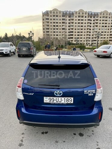 Toyota Prius V 2014, 214,527 km - 1.8 l - Bakı