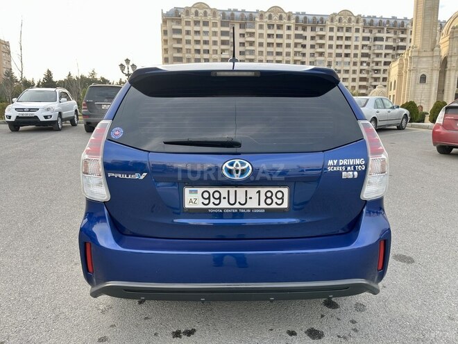 Toyota Prius V 2014, 214,527 km - 1.8 l - Bakı