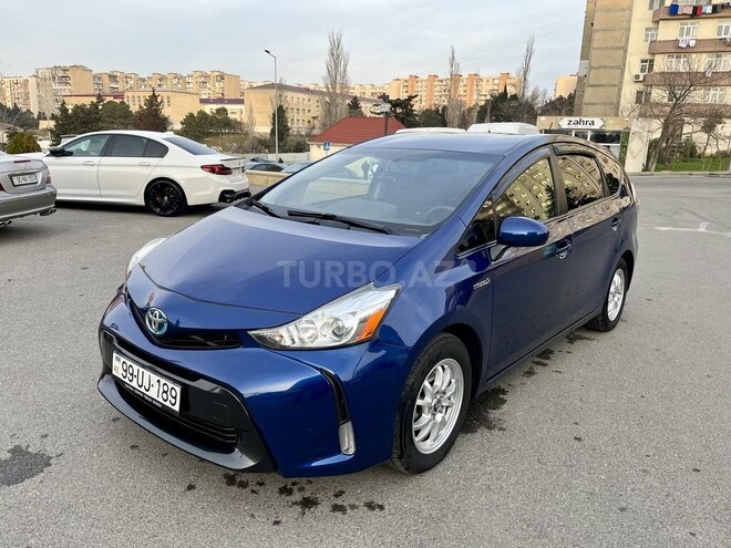 Toyota Prius V 2014, 214,527 km - 1.8 l - Bakı