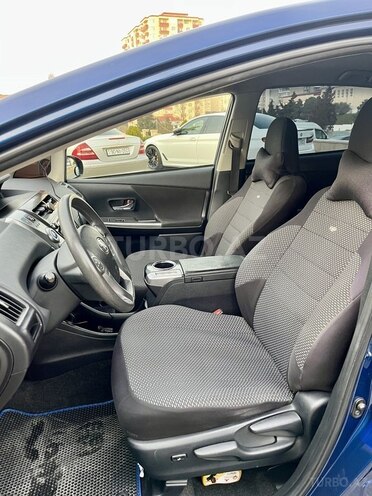Toyota Prius V 2014, 214,527 km - 1.8 l - Bakı
