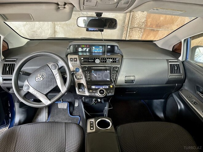 Toyota Prius V 2014, 214,527 km - 1.8 l - Bakı