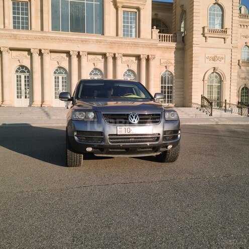 Volkswagen Touareg 2005, 162,386 km - 2.5 л - Qəbələ