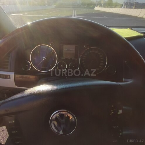 Volkswagen Touareg 2005, 162,386 km - 2.5 л - Qəbələ