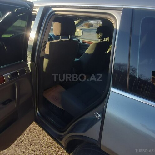 Volkswagen Touareg 2005, 162,386 km - 2.5 л - Qəbələ