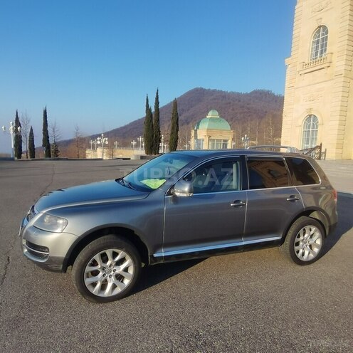 Volkswagen Touareg 2005, 162,386 km - 2.5 л - Qəbələ