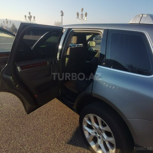 Volkswagen Touareg 2005, 162,386 km - 2.5 л - Qəbələ