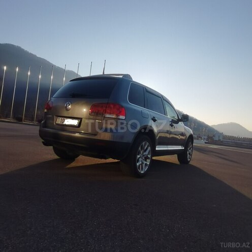 Volkswagen Touareg 2005, 162,386 km - 2.5 л - Qəbələ