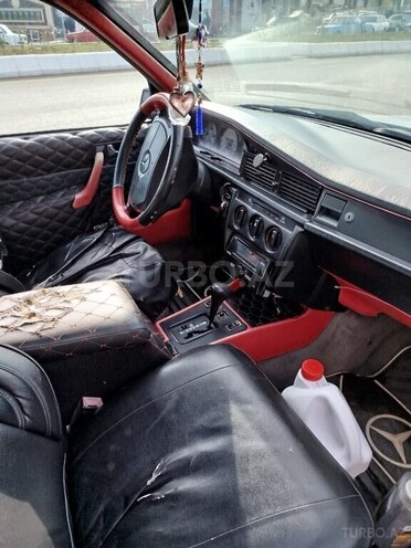 Mercedes 190 1989, 400,000 km - 2.0 л - İsmayıllı