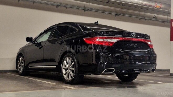 Hyundai Grandeur-9