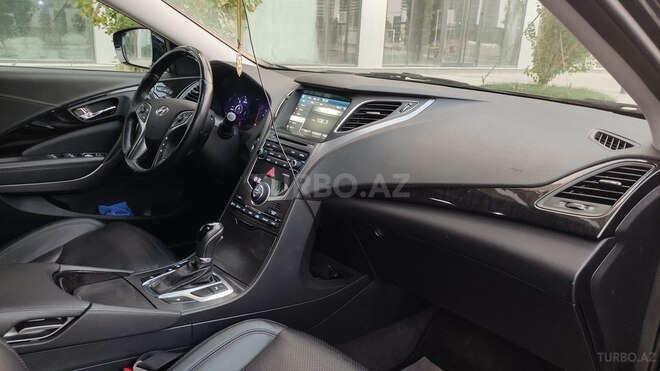 Hyundai Grandeur-6