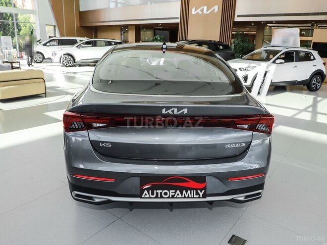 Kia K5-5