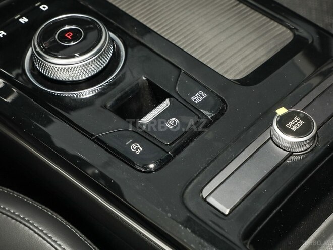 Kia K5-17