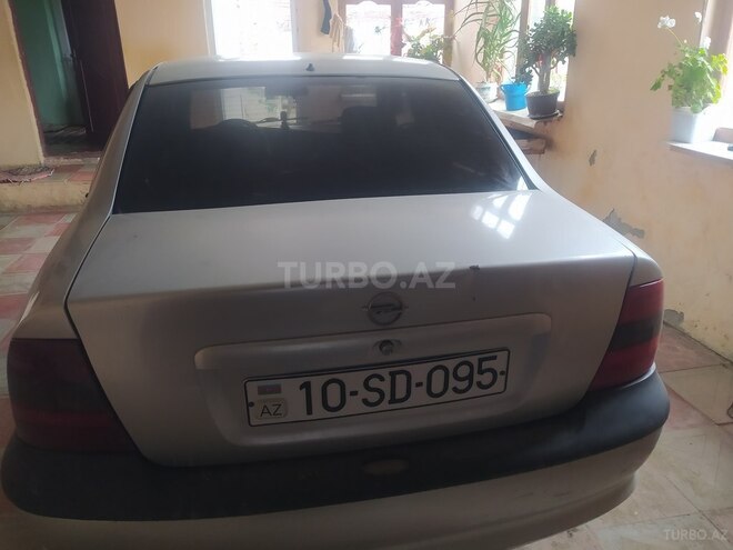 Opel Vectra 1996, 380,000 km - 2.0 l - Sumqayıt