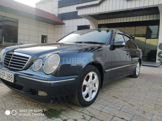 Mercedes E 220 d 2000, 300,000 km - 2.2 l - Bakı