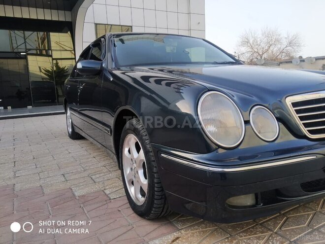 Mercedes E 220 d 2000, 300,000 km - 2.2 l - Bakı