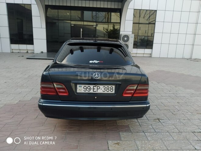 Mercedes E 220 d 2000, 300,000 km - 2.2 l - Bakı