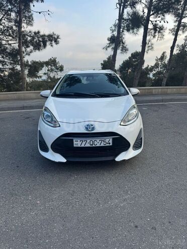 Toyota Aqua 2018, 95,000 km - 1.5 l - Bakı