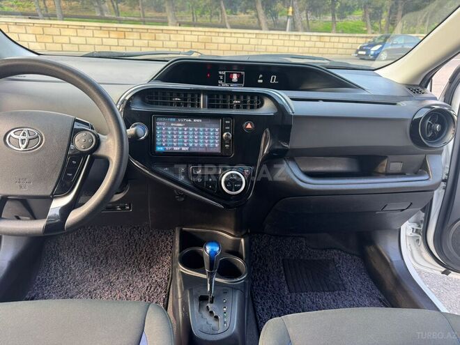 Toyota Aqua 2018, 95,000 km - 1.5 l - Bakı