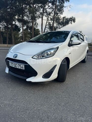 Toyota Aqua 2018, 95,000 km - 1.5 l - Bakı