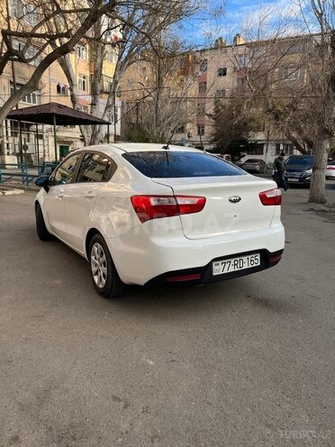 Kia Rio 2015, 195,000 km - 1.6 l - Bakı