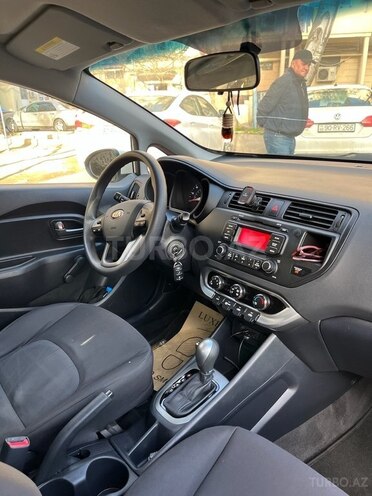Kia Rio 2015, 195,000 km - 1.6 l - Bakı
