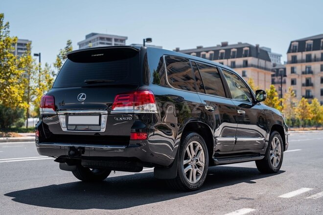 Lexus LX 570-5