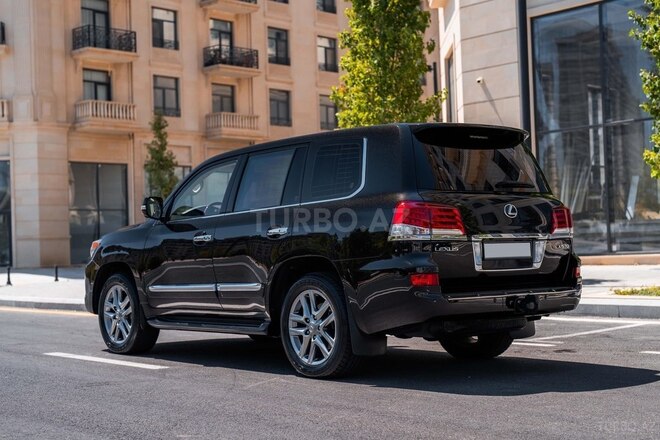 Lexus LX 570-6