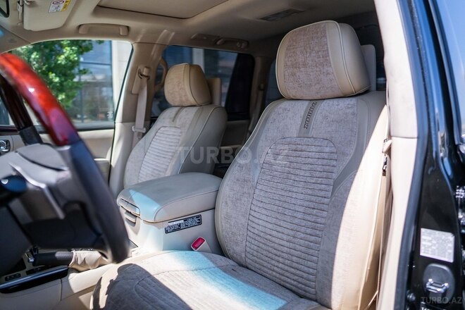 Lexus LX 570-13