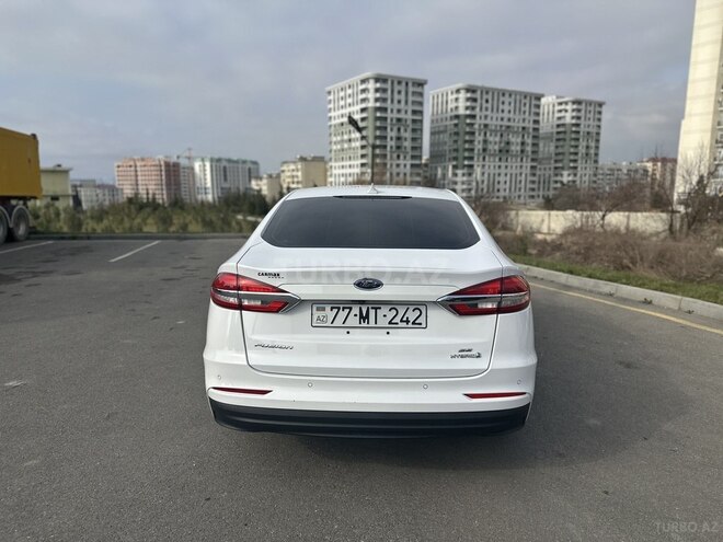 Ford Fusion (North America) 2019, 158,000 km - 2.0 л - Bakı