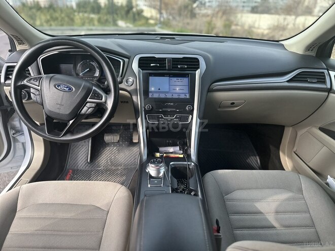 Ford Fusion (North America) 2019, 158,000 km - 2.0 л - Bakı