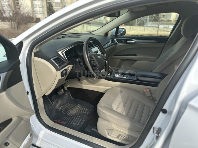 Ford Fusion (North America) 2019, 158,000 km - 2.0 л - Bakı