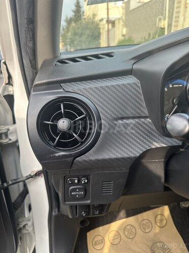 Toyota Corolla Fielder 2019, 90,000 km - 1.5 л - Bakı