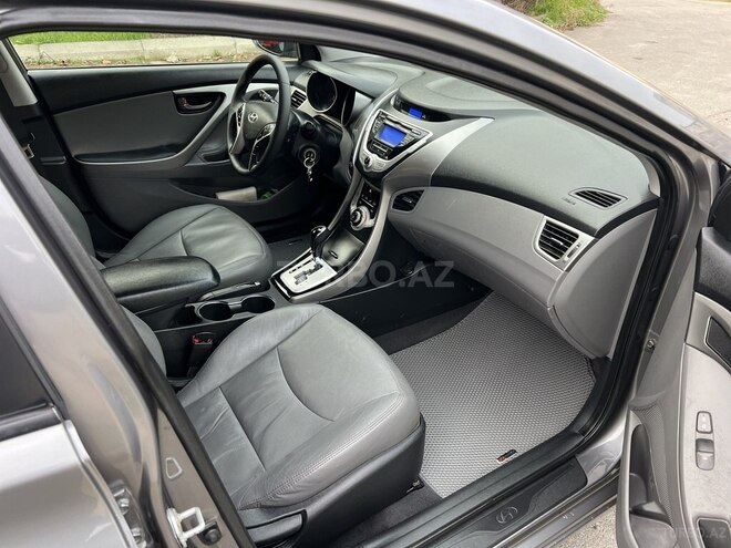 Hyundai Elantra 2011, 130,000 km - 1.8 l - Bakı