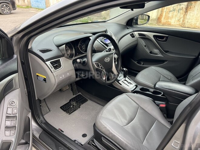 Hyundai Elantra 2011, 130,000 km - 1.8 l - Bakı