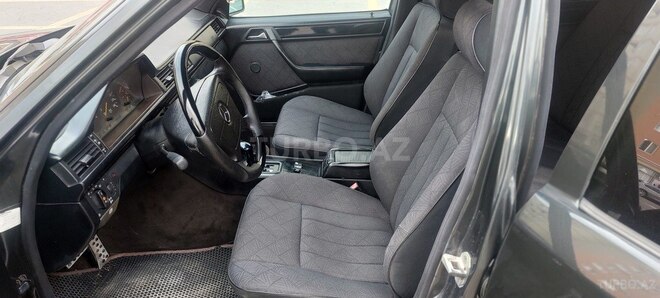 Mercedes E 200 1995, 424,417 km - 2.0 l - Bakı