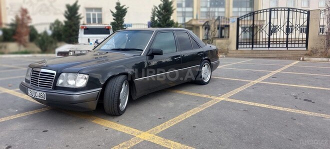 Mercedes E 200 1995, 424,417 km - 2.0 l - Bakı