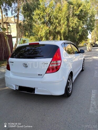 Hyundai i30 2010, 250,000 km - 1.6 l - Sumqayıt